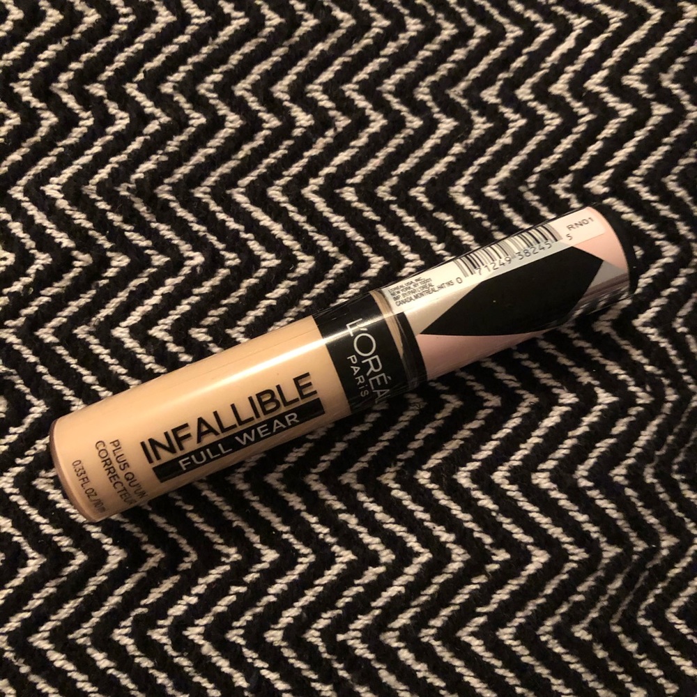 L’Oréal Paris INFALLIBLE FULLWEAR foundation